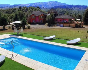 Puerto Malen Club de Montana - Villa Pehuenia - Pool