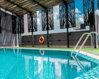 The Royal River Hotel - Bangkok - Pool