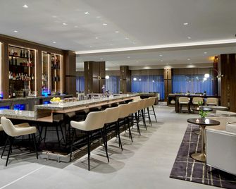 AC Hotel by Marriott Durham - Durham - Bar