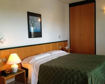 Hotel Ambrosio La Corte - Olbia - Makuuhuone