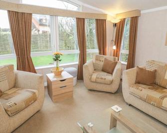 Banadlen Lodge - Brynteg - Sala de estar