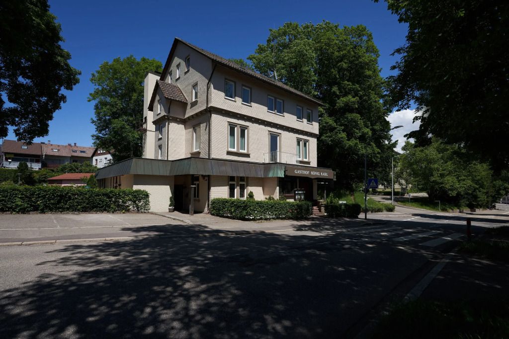 Hotel Gasthof König Karl - פרוידנשטאט - בניין