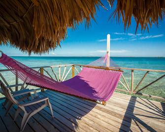 Thatch Caye Resort a Muy'Ono Resort - Coco Plum Cay - Edificio
