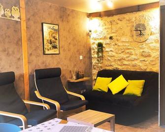 Gîte La Chevêche 1 Bedroom, 2/4 Persons For A Peaceful Stay In Meuse - Watronville - Sala de estar