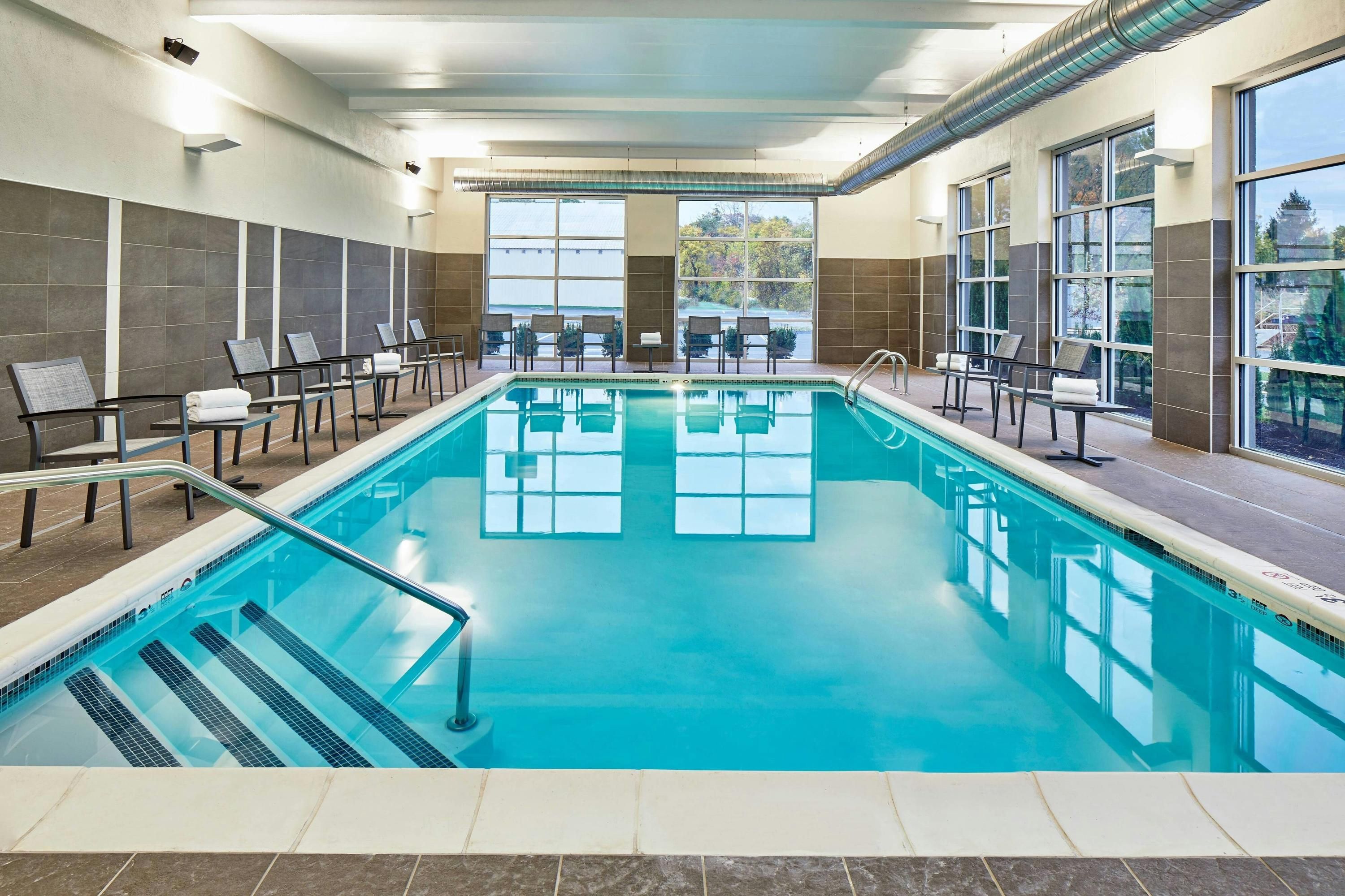 Residence Inn Albany Airport - Albany - Piscina