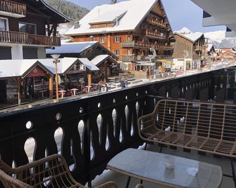 Appartement La Terrasse de Roma - LES GETS, en plein centre et au pied des pistes - Les Gets - Balcony