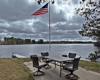 Wisconsin River, Lake Mohawksin, W/D, Firepit, Fishing, Snowmobile, Atv/Utv - Tomahawk - Terasa