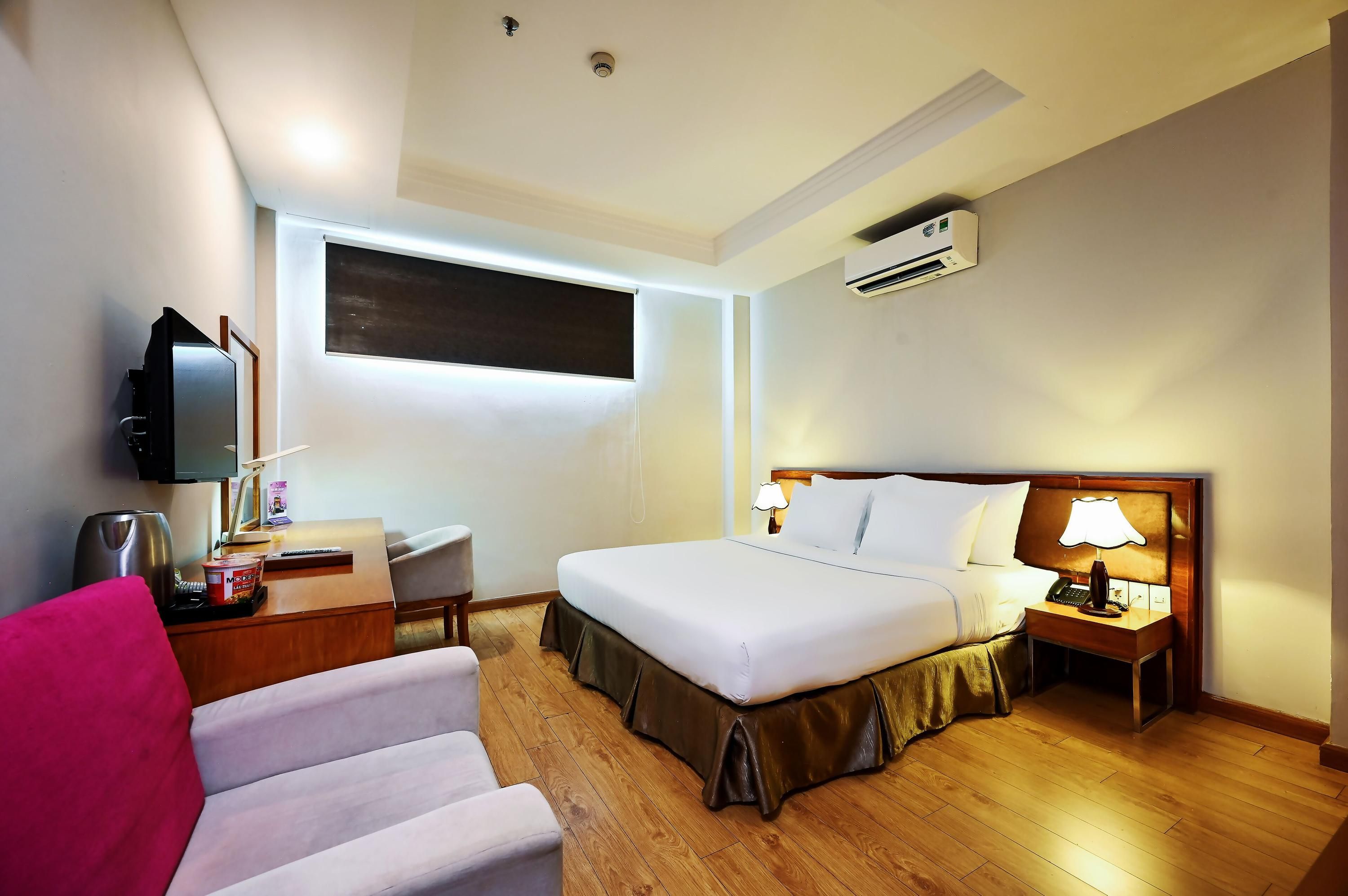 Ttc Hotel Deluxe Airport - Ho Chi Minh City