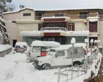 Hotel Sun N Snow - Mussoorie - Building