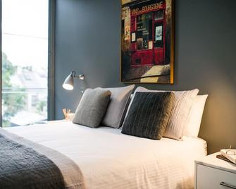 Luxury designer home, perfect location and parking - Sydney - Bedroom