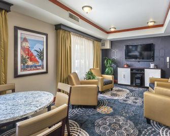 Worldmark San Diego - Balboa Park - סן דייגו - סלון