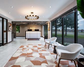 Ramada by Wyndham Kingston - קינגסטון - לובי