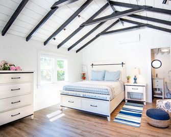 Prince of Whales - Truro - חדר שינה