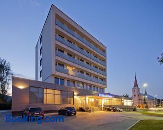 Hotel Limba Ctt - Tvrdošín - Edificio