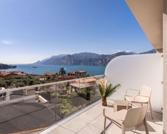 Hotel Diana - Malcesine - Balcony
