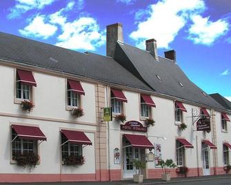 Logis Hôtel Restaurant L'Odyssée Champêtre - Le Lude - Gebouw