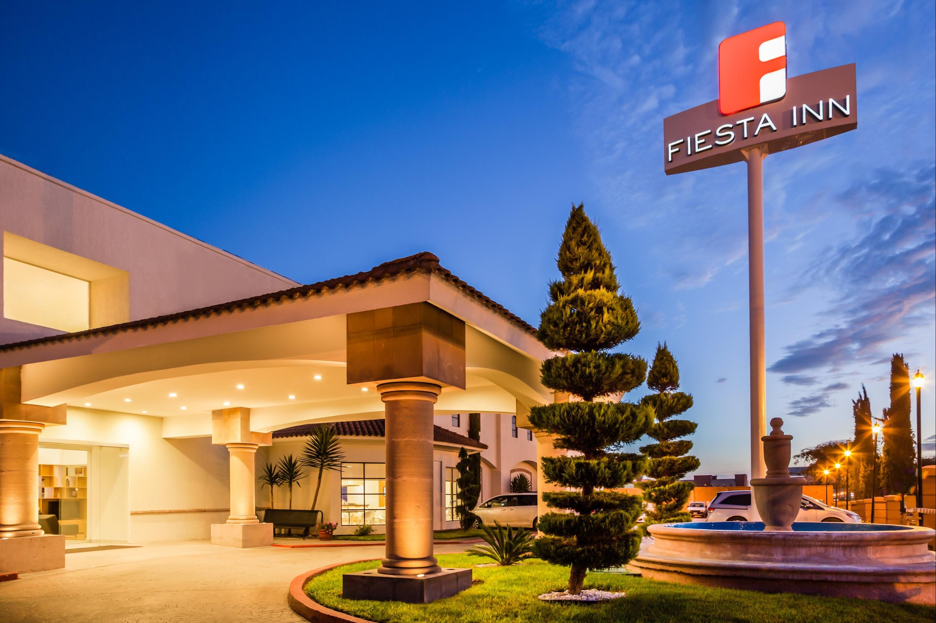 Fiesta Inn Saltillo - סאלטיו - בניין