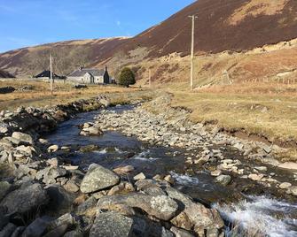 Cosy rural retreat in the beautiful Yarrow Valley - Selkirk - Edificio