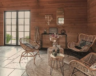 Domaine Sur Les Sarts - Ohey - Sala de estar