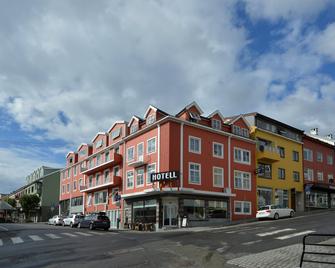 Astoria Hotel - Kristiansund - Gebäude