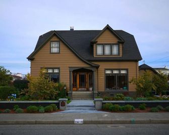 Hydrangea Inn - Eureka - Building