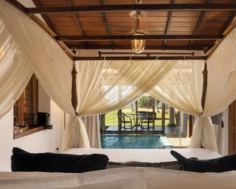 Oruva Beachside Villa - Galle