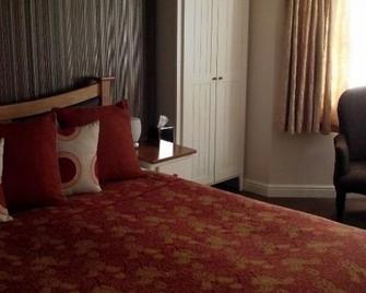 Cross Street Guest House - Hove - Bedroom