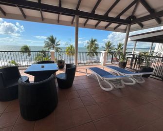 Smugglers Cove Beach Resort and Hotel - Nadi - Balkon