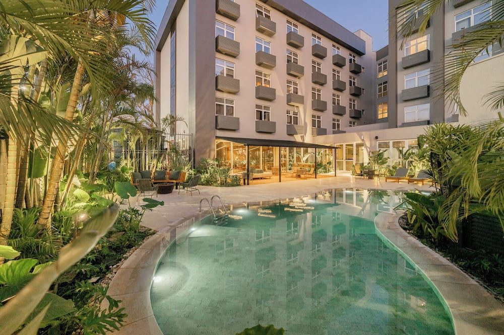 Intercity Porto Alegre Aeroporto - פורטו אלגרה - בריכה