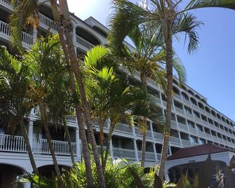 Lahaina Shores Oceanfront Studio - Lahaina - Edifício