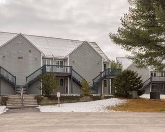 The Nest at Riverbend | 1 Bed, 1 Bath - Bethel - Building