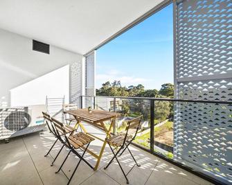 Castle Hill Modern 2br Apartment - Castle Hill - Balkon