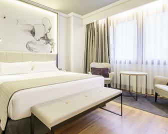 Hotel Ilunion Bilbao - Thành phố Bilbao - Phòng ngủ