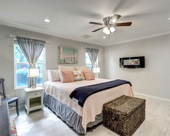 Flamingo Flats - Rockport - Bedroom