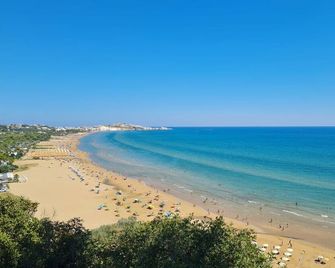 Hotel Ponte - Vieste - Beach