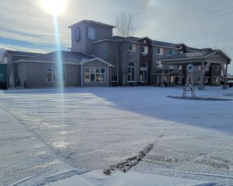 Quality Inn & Suites Pinedale - Pinedale - Building