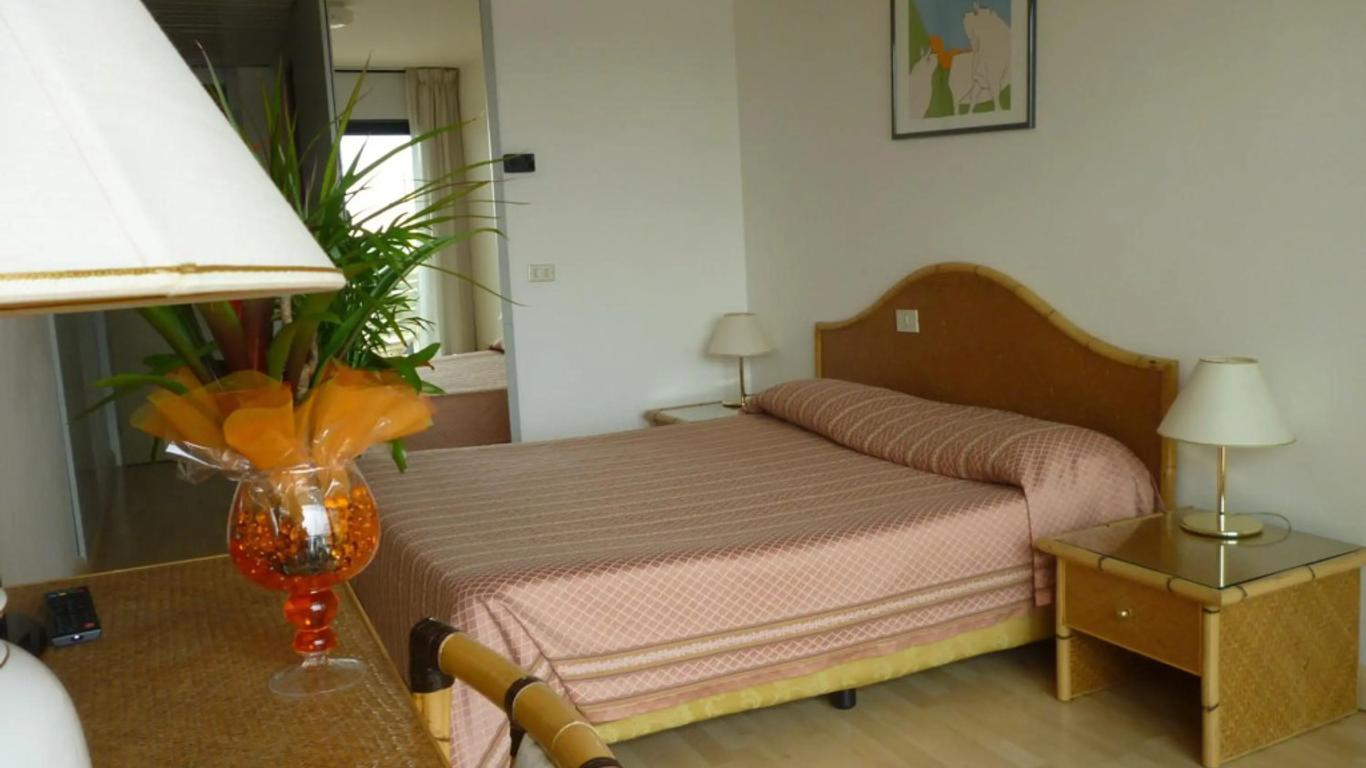 Hotel Marina Uno