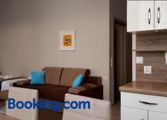 Kamienica Grand Starówka - Elblag - Living room