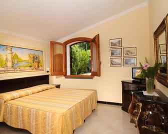 Hotel Villa La Colombaia - Agropoli - Habitación