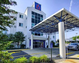 Motel 6 Portsmouth Nh - Portsmouth - Edificio