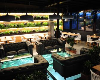 Hotel Aitana - Irún - Lounge