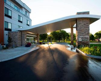 Fairfield Inn & Suites by Marriott Detroit Lakes - Detroit Lakes - Building