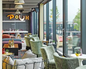 25hours Hotel Vienna at MuseumsQuartier - וינה - בר