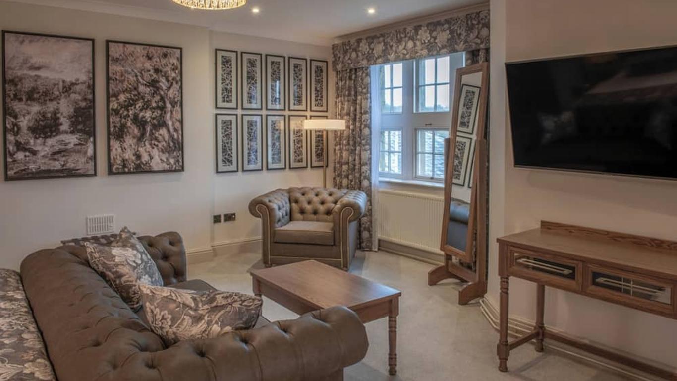 De Vere Cranage Estate