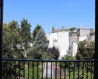 Amsterdam Hostel Annemarie - Amsterdam - Balcony