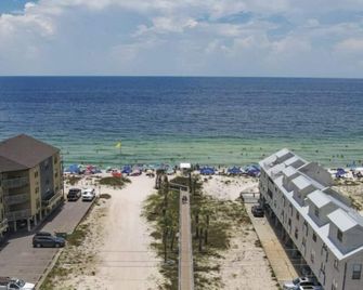 Children-friendly nice holiday home with fast internet | Close to the beach | Pets allowed - Gulf Shores - Beach