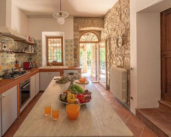 Villa La Pizzichina 10, Emma Villas - Todi - Cozinha