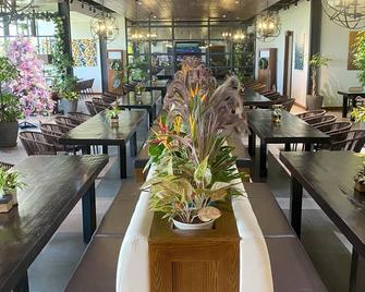 The Vineyard at Tanauan - Tanauan - Restaurante
