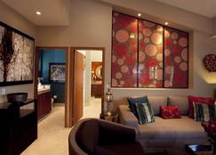 Enjoy Life In The Romantic Zone - Be In The Centre Of All The Action! - Pto Vallarta