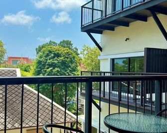 Stellars Samed Resort - Ko Samet - Balkon
